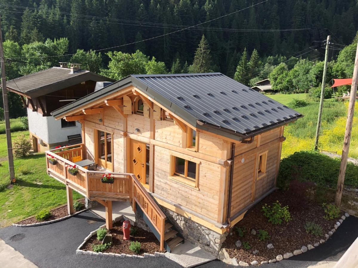 Chalet Cosy Et Moderne Vue Montagnes Seytroux Exterior photo
